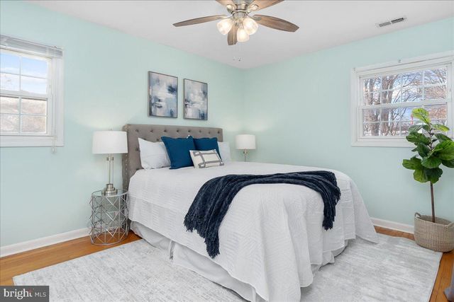 8301 SHARON DR, Frederick, MD 21704