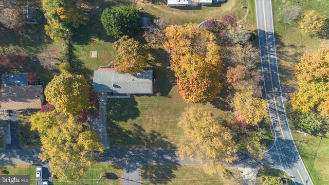 8301 SHARON DR, Frederick, MD 21704