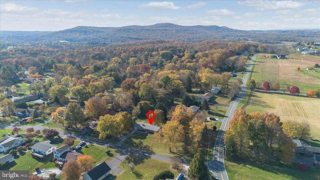 8301 SHARON DR, Frederick, MD 21704