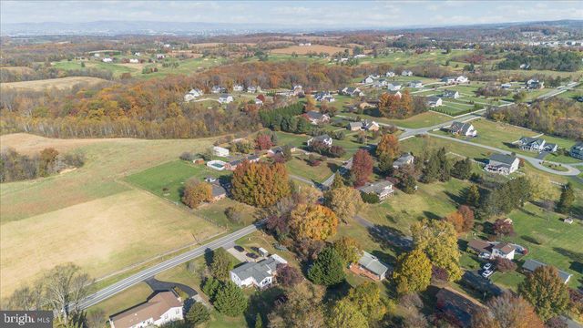 8301 SHARON DR, Frederick, MD 21704