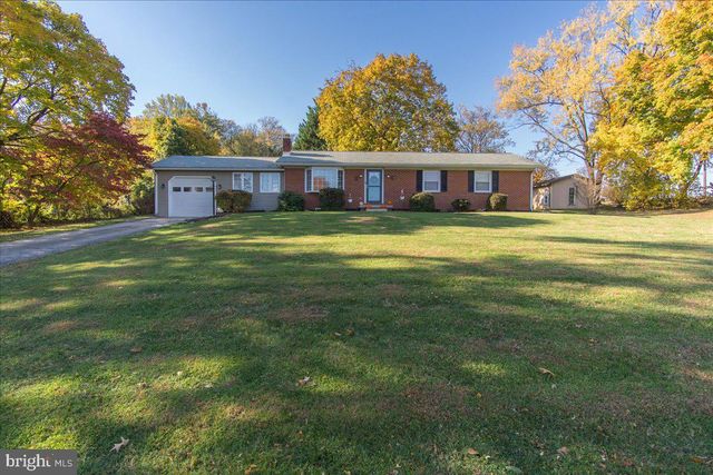 8301 SHARON DR, Frederick, MD 21704