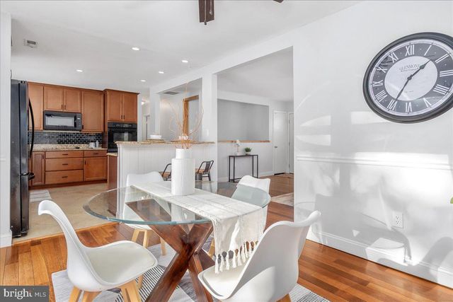 8301 SHARON DR, Frederick, MD 21704