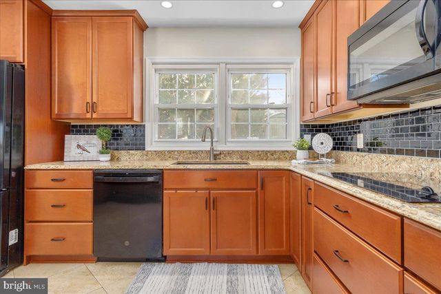 8301 SHARON DR, Frederick, MD 21704