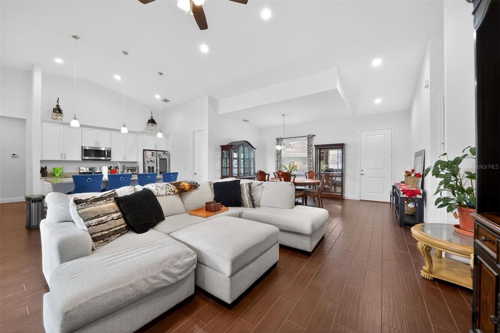 Image 2 of property listing at 4950 PALL MALL STREET E, Kissimmee, FL 34758