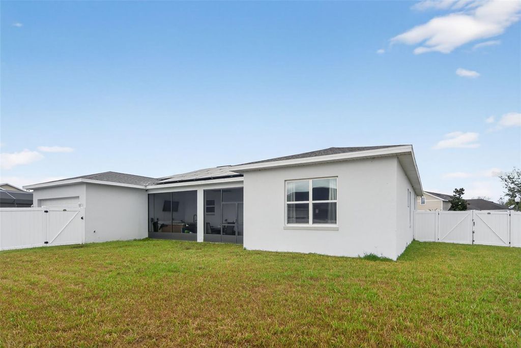 Image 18 of property listing at 4950 PALL MALL STREET E, Kissimmee, FL 34758