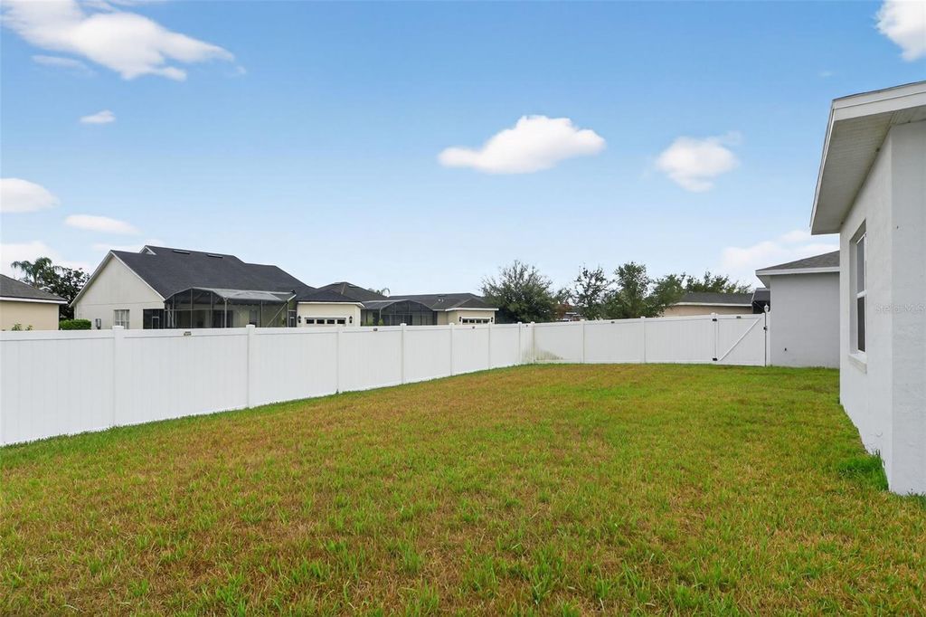 Image 19 of property listing at 4950 PALL MALL STREET E, Kissimmee, FL 34758