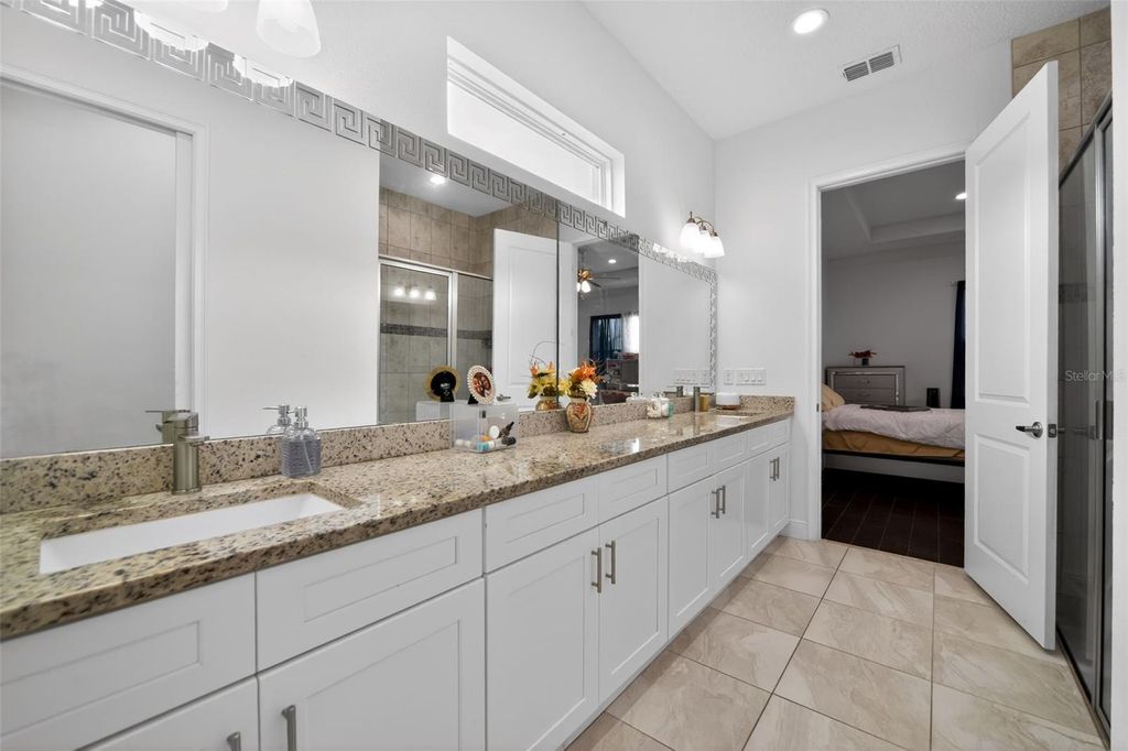 Image 9 of property listing at 4950 PALL MALL STREET E, Kissimmee, FL 34758