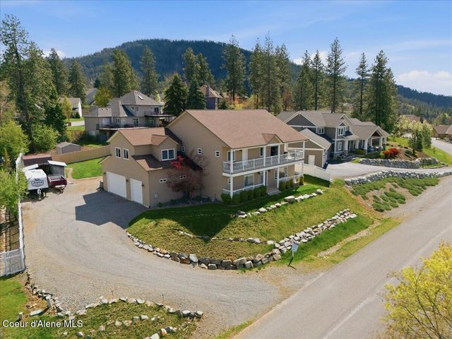 2010 E Grandview Dr, Coeur d'Alene, ID 83815