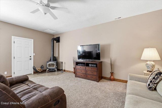 2010 E Grandview Dr, Coeur D'alene, ID 83815
