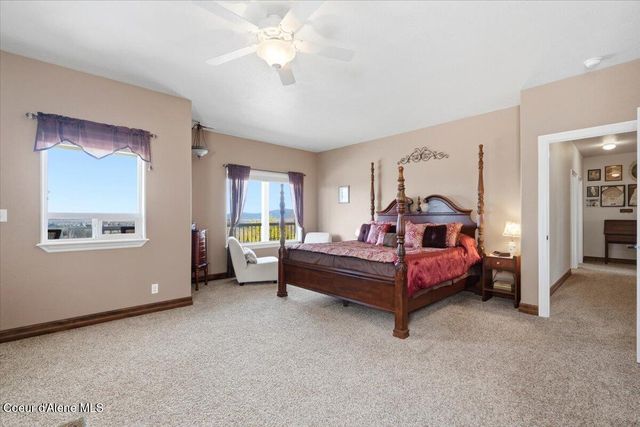 2010 E Grandview Dr, Coeur D'alene, ID 83815