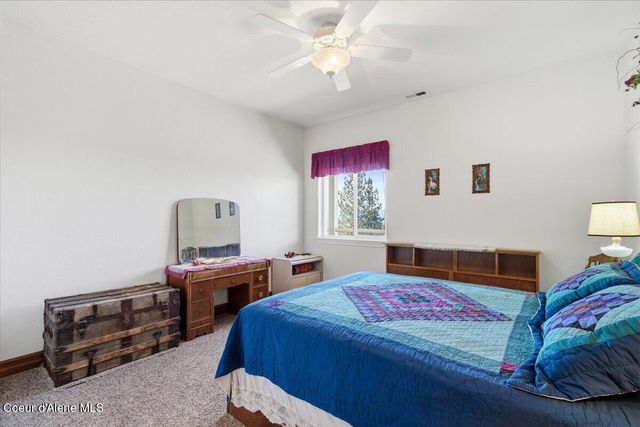 2010 E Grandview Dr, Coeur D'alene, ID 83815