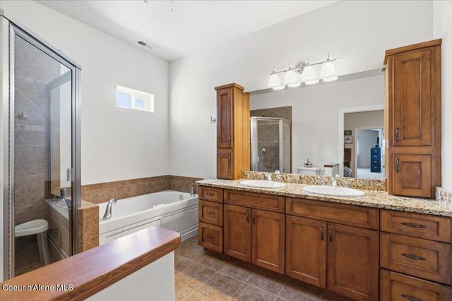 2010 E Grandview Dr, Coeur D'alene, ID 83815