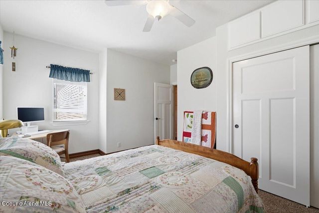 2010 E Grandview Dr, Coeur D'alene, ID 83815