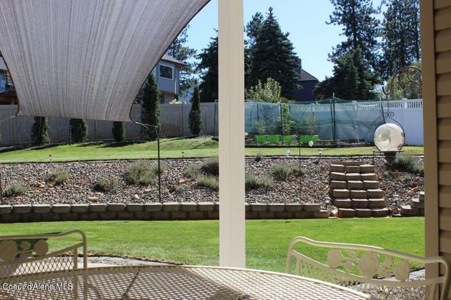 2010 E Grandview Dr, Coeur D'alene, ID 83815