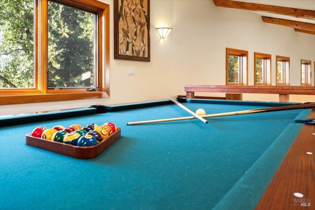 100 Zachary Ln, Santa Rosa, CA 95404