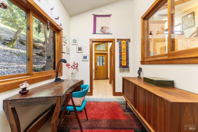 100 Zachary Ln, Santa Rosa, CA 95404