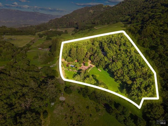 100 Zachary Ln, Santa Rosa, CA 95404