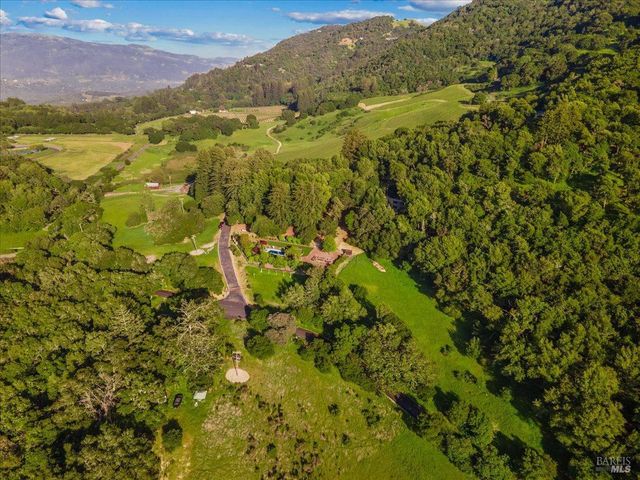 100 Zachary Ln, Santa Rosa, CA 95404