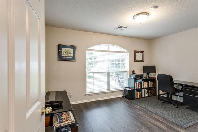 4101 Madison Avenue, Moore, OK 73160