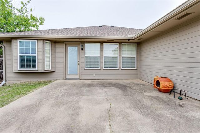 4101 Madison Avenue, Moore, OK 73160