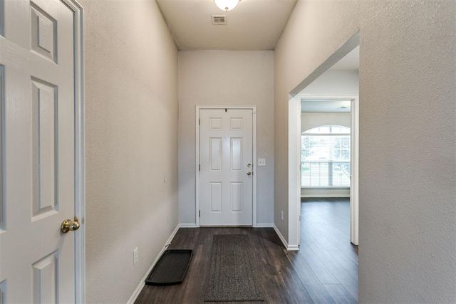 4101 Madison Avenue, Moore, OK 73160