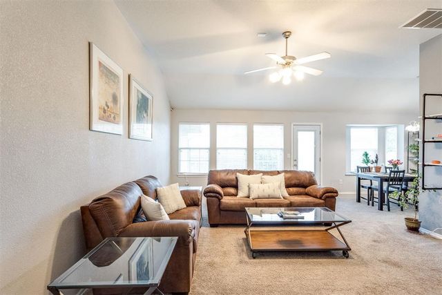 4101 Madison Avenue, Moore, OK 73160