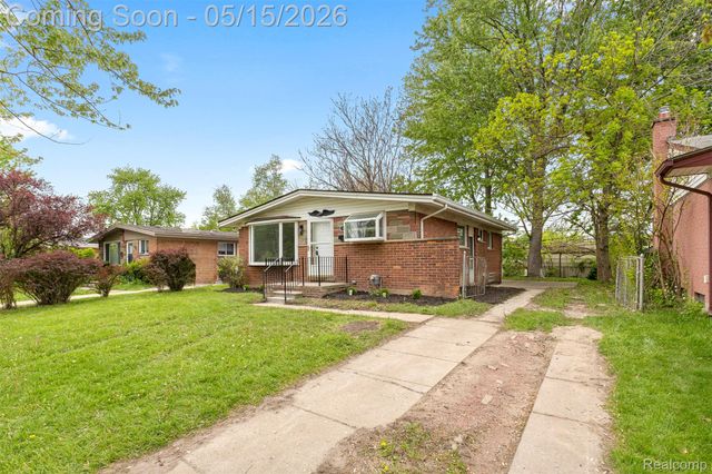1072 S Venoy Road S, Westland, MI 48186