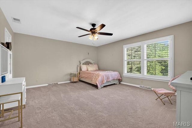 1868 Newburyport Road, Chesterfield, MO 63005