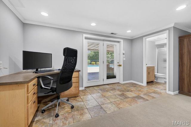 1868 Newburyport Road, Chesterfield, MO 63005