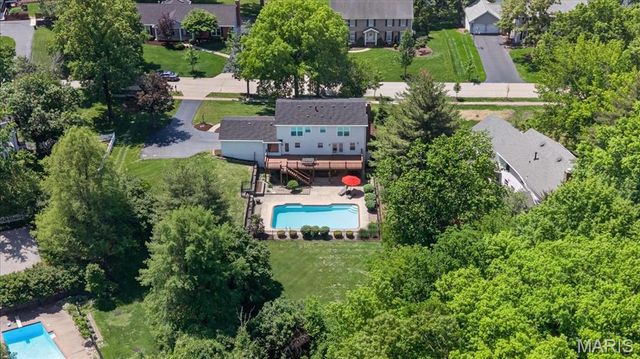 1868 Newburyport Road, Chesterfield, MO 63005