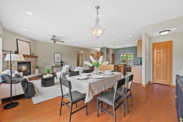 1345 Bluebird DRIVE, Oconomowoc, WI 53066