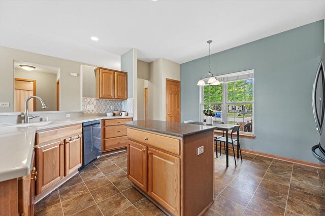 1345 Bluebird DRIVE, Oconomowoc, WI 53066