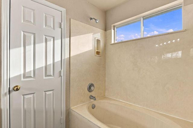 1830 Wallin LOOP, Round Rock, TX 78664