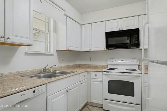 1530 EL PRADO Road 1, Jacksonville, FL 32216