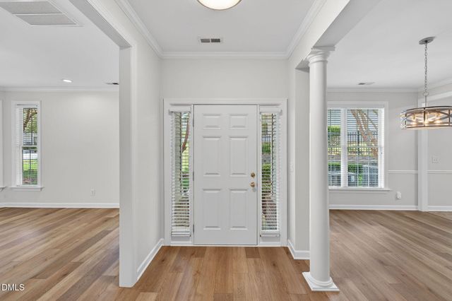 431 Sawgrass Hill Court, Cary, NC 27519