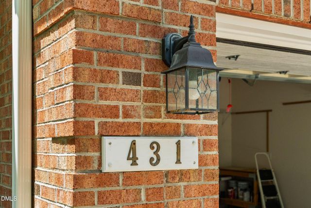 431 Sawgrass Hill Court, Cary, NC 27519