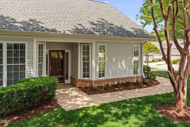 431 Sawgrass Hill Court, Cary, NC 27519