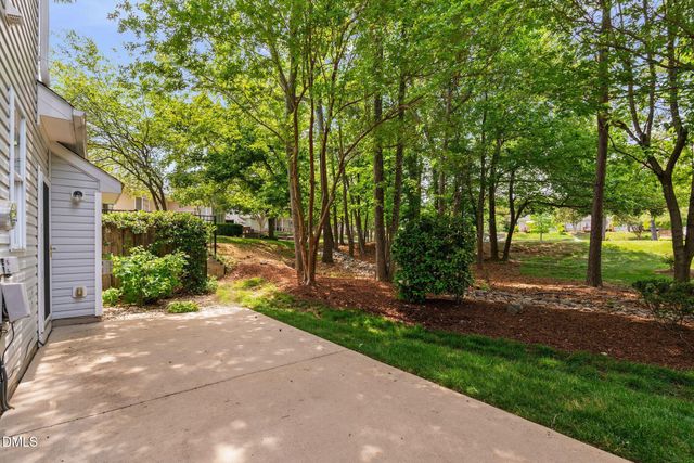 431 Sawgrass Hill Court, Cary, NC 27519