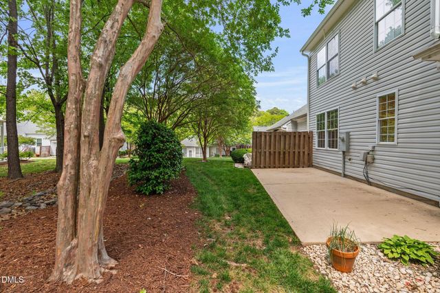 431 Sawgrass Hill Court, Cary, NC 27519