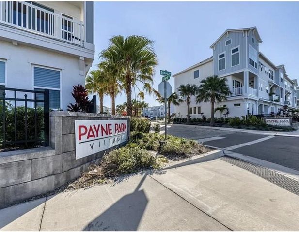 2317 LINDSTROM STREET, Sarasota, FL 34237