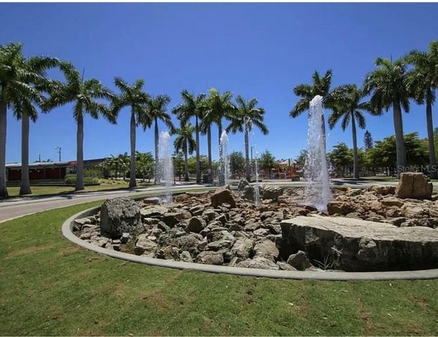 2317 LINDSTROM STREET, Sarasota, FL 34237