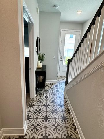 2317 LINDSTROM STREET, Sarasota, FL 34237