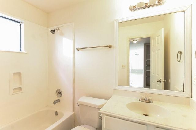3023 La Estancia Lane, Houston, TX 77093