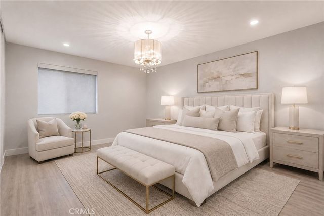 127 W Glaucus Street B, Encinitas, CA 92024