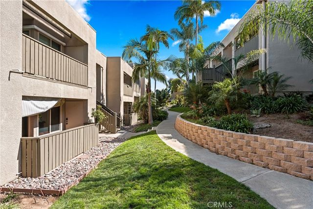127 W Glaucus Street B, Encinitas, CA 92024
