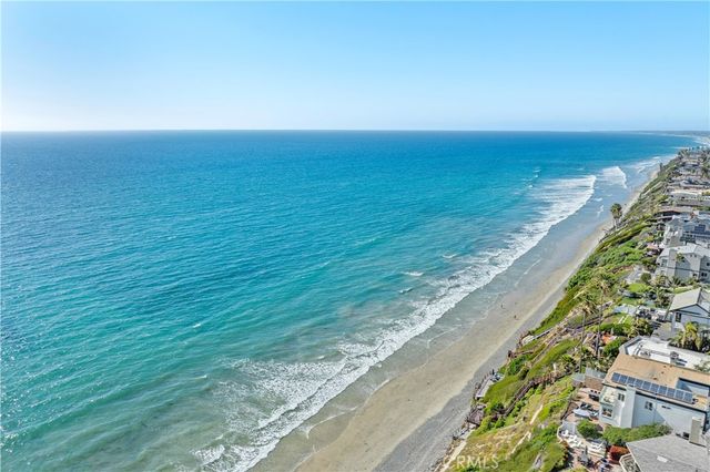 127 W Glaucus Street B, Encinitas, CA 92024