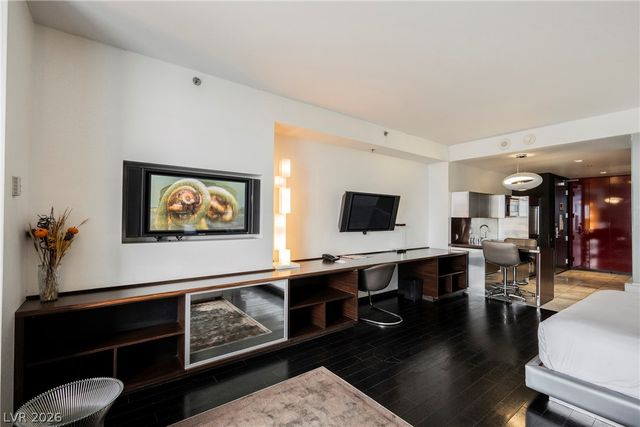 4381 West Flamingo Road 2520, Las Vegas, NV 89103