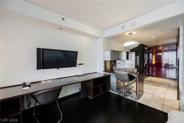 4381 West Flamingo Road 2520, Las Vegas, NV 89103