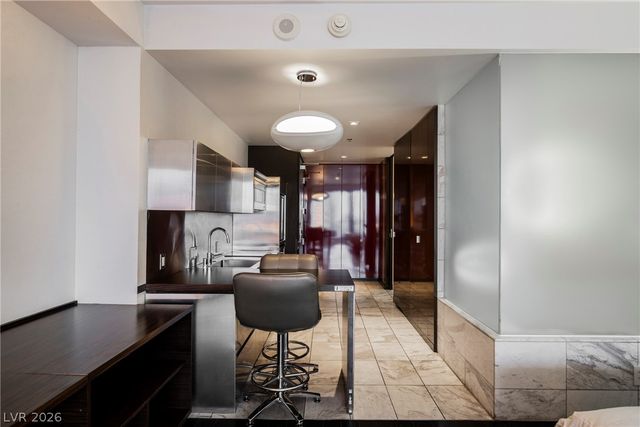 4381 West Flamingo Road 2520, Las Vegas, NV 89103