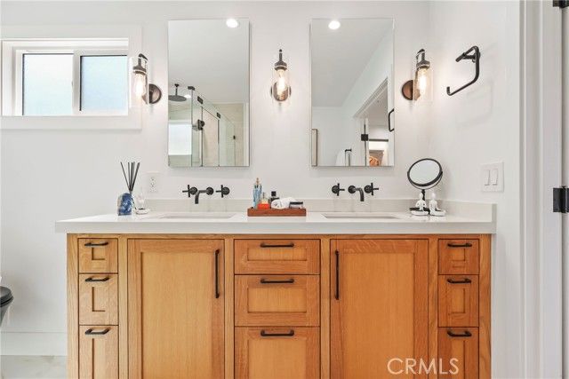 2316 La Linda, Newport Beach, CA 92660